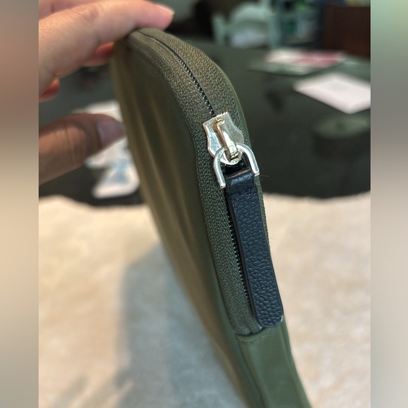 New,Kate spade laptop sleeve - Picture 3 of 8